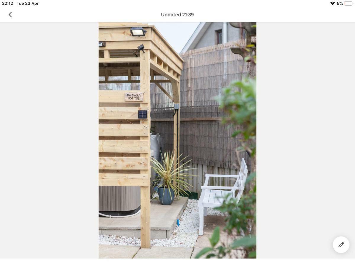 The Studio Castlerock With Hot Tub ภายนอก รูปภาพ